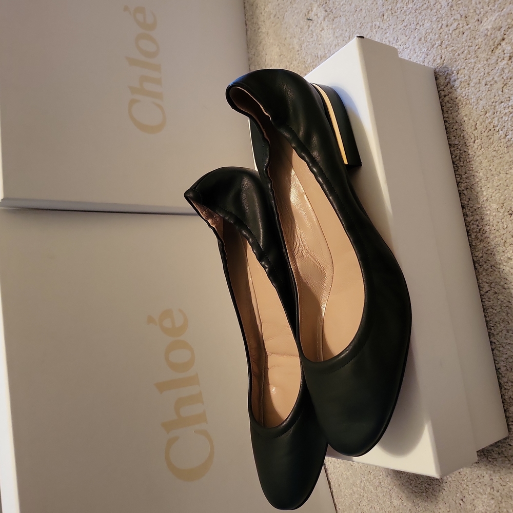 Chloé black flats